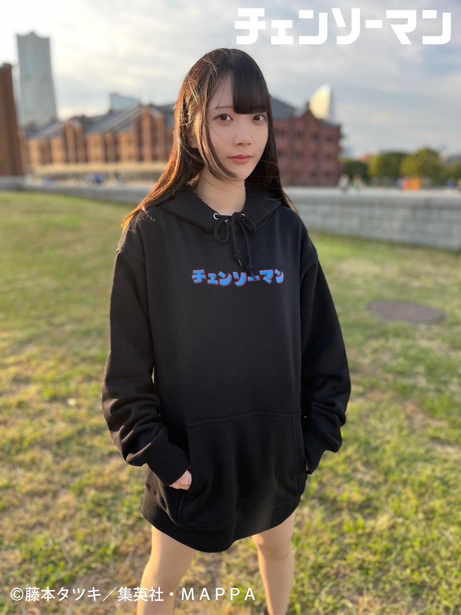 チェンソーマン 原田ちあき コラボパーカー 黒 L / XL